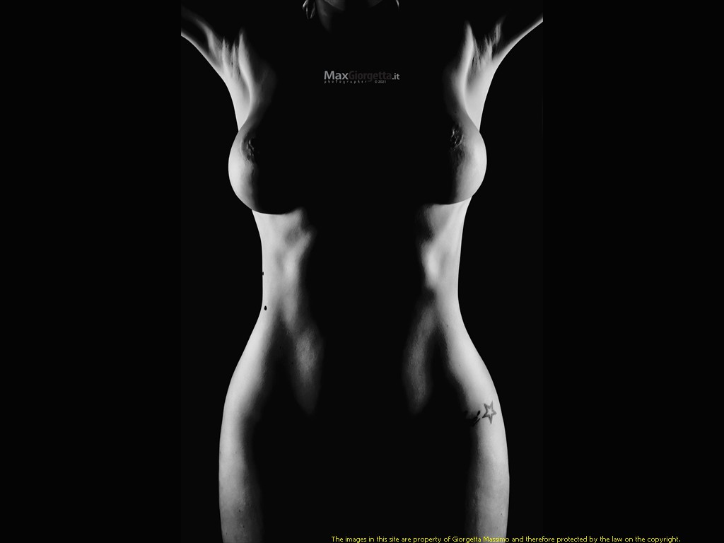 _D805654m