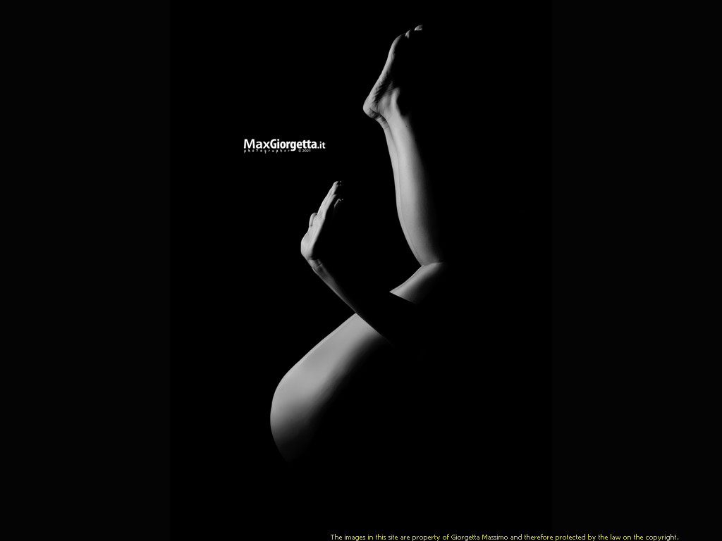 _D852309m