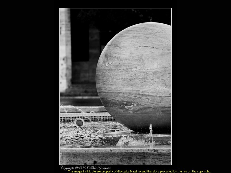 _M106443