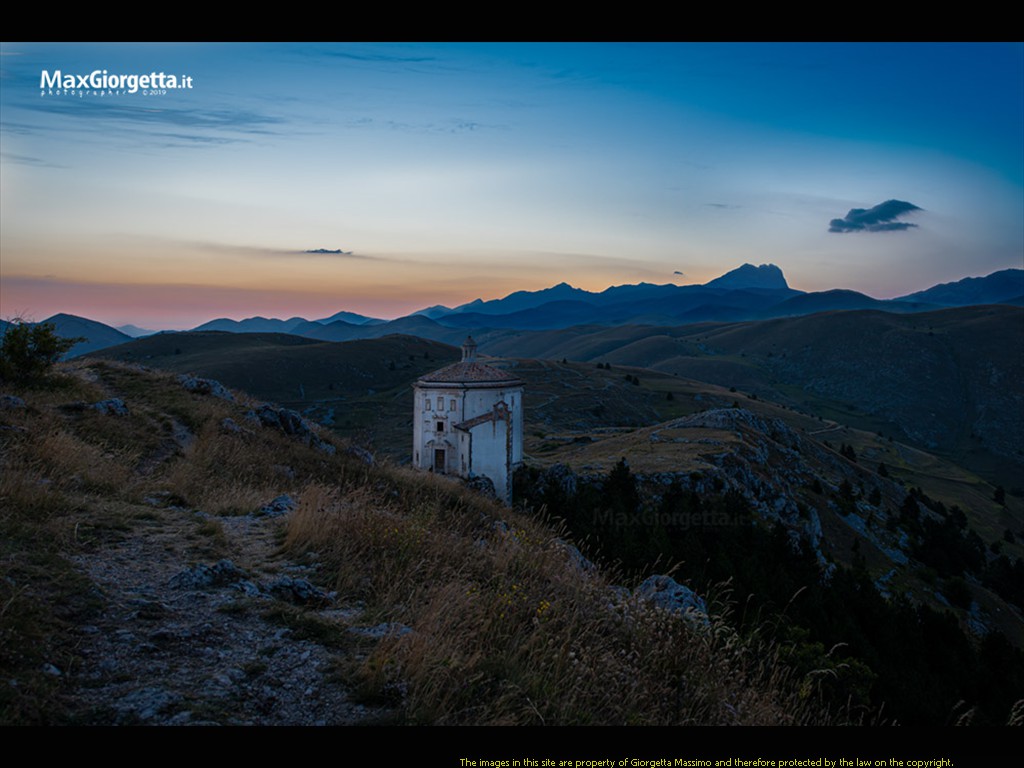 _D810365m